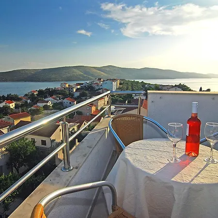 Apartment Kairos *