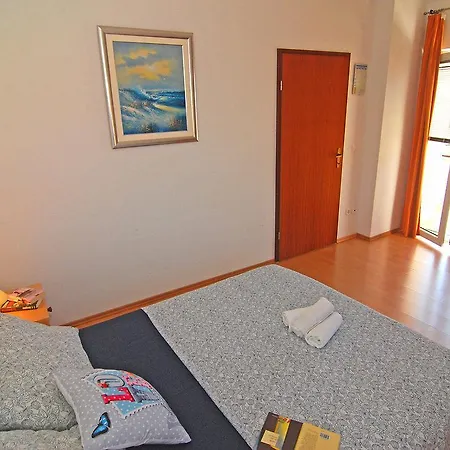 Apartment Kairos *